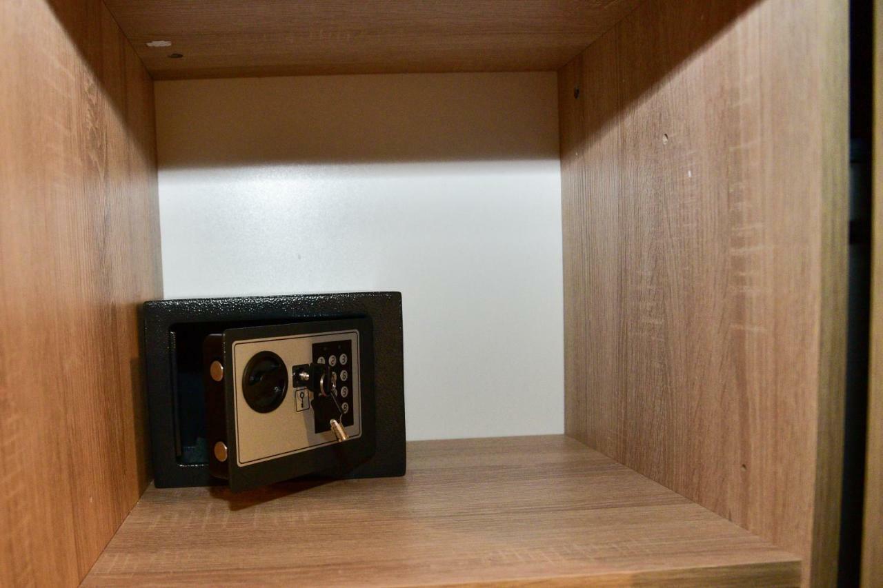 Tesla Coil Apartments Gospic Luaran gambar