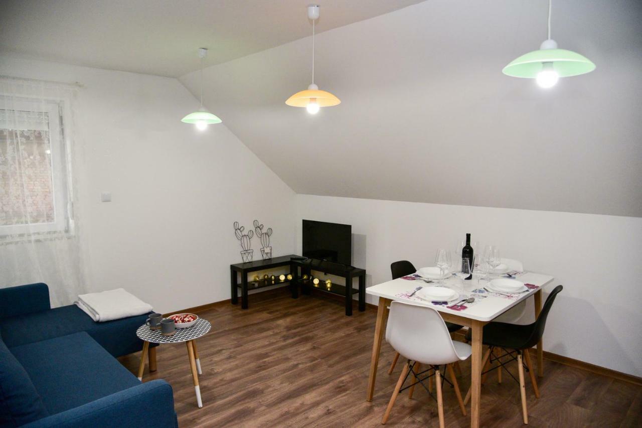 Tesla Coil Apartments Gospic Luaran gambar